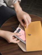 Batterie-Externe-Iphone-Rose-portable.jpg