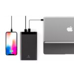 Batterie Externe Ultra Plate devant ordi